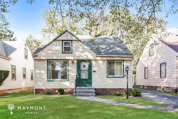 Photo - 15507 Cloverside Ave House