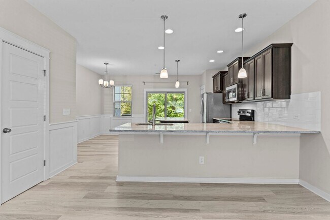 Photo - Gorgeous Townhome in N. Raleigh, Top Ameni...