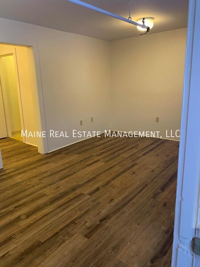 Photo - 2412 Western Ave Unit D