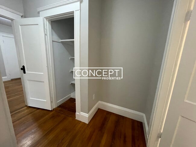 Photo - 54 Alpha Rd Unit 2TS