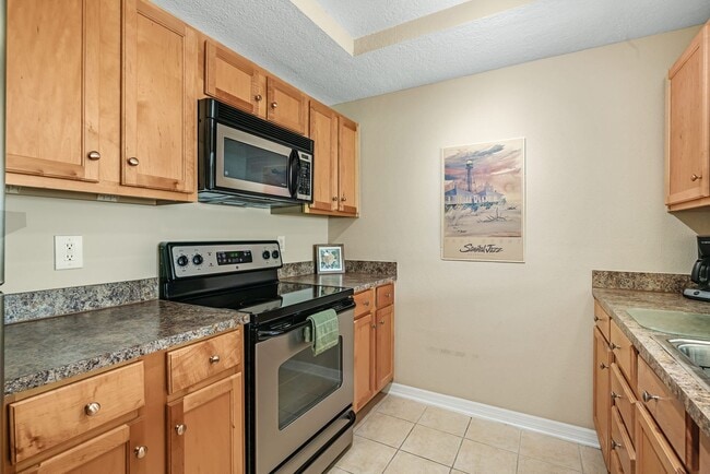 Building Photo - Palms at Waters Edge 3336-J8 Unit 3336 N Key Drive, J8 Rental
