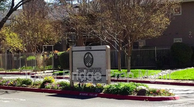 Photo - 11150 Trinity River Dr House