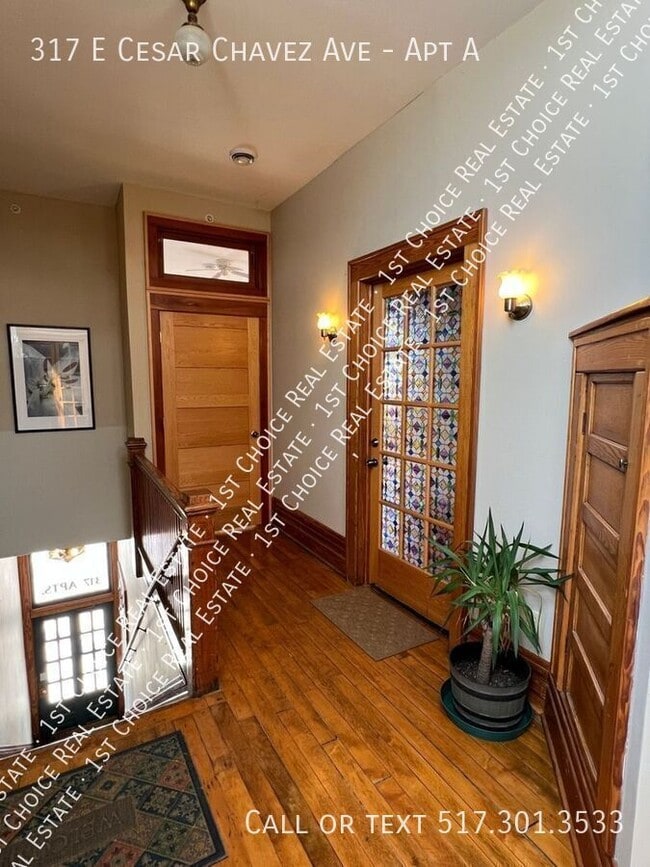 Building Photo - 317 E César E. Chávez Ave Unit Apt A