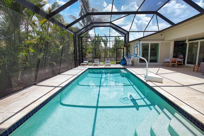 Photo - Seasonal Venice Island Pool Home half block from Golden Beach deeded access to the Gulf!
