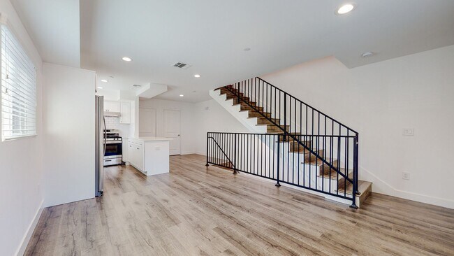 Photo - 4452 Turquoise St