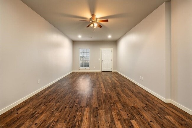 Photo - 317 Copper Oaks Dr