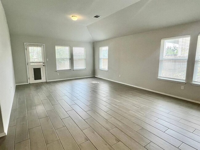 Photo - 1340 Low Branch Ln