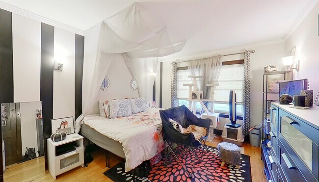 1931 Grove Ave Unit B1