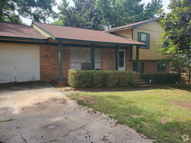 Building Photo - 3762 Fairington Dr Rental