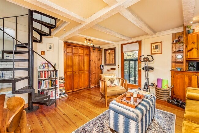 Photo - 14 Nicholson Hill Rd