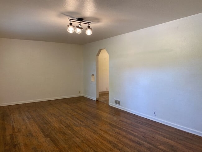 Photo - STUDENTS WELCOME! 3 Bedroom/ 1 Bathroom Home One Block from CSU