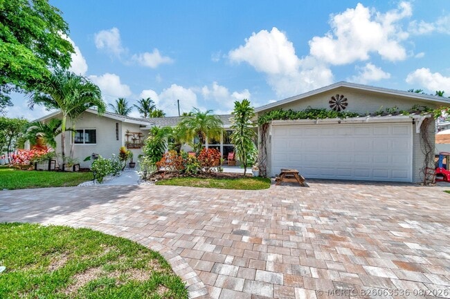 Photo - 1066 SW 25th Way