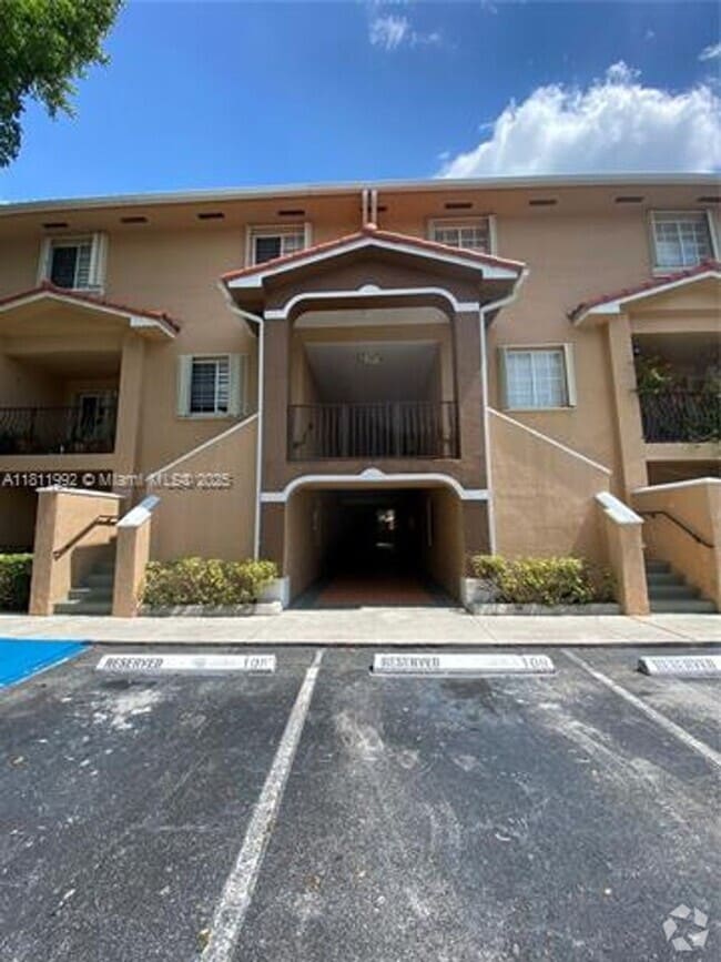 Building Photo - 17455 NW 75th Pl Unit 17455 NW 75th Pl  107 Rental