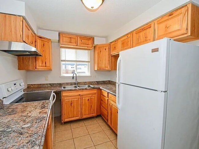 Photo - 2 bed 1 bath in Golden Valley - AVAILABLE 6/1!