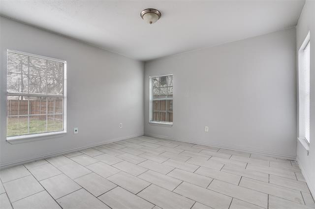 Photo - 7911 Wanebe Dr