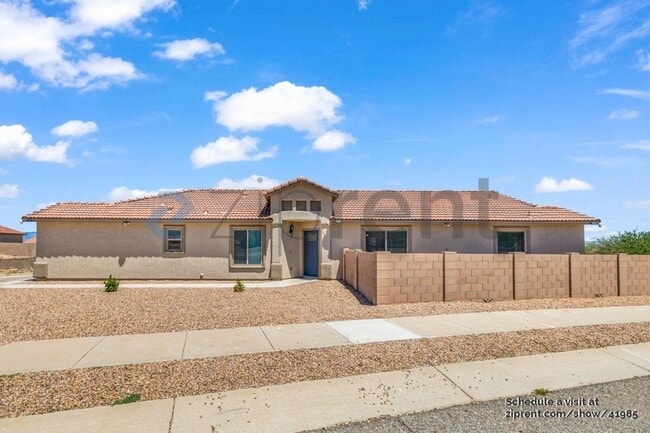 Building Photo - 1704 Tenen Pass Dr Rental