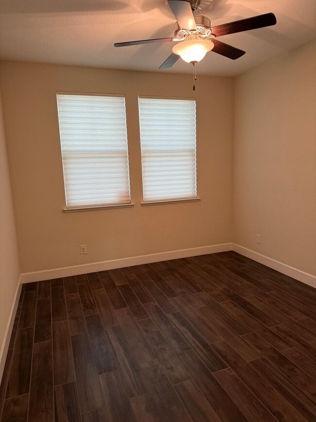 Photo - 4668 Lue Ln