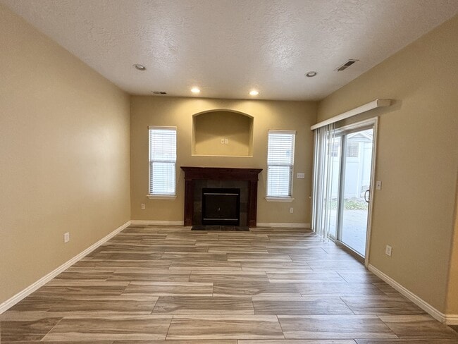 Photo - 4596 Red Sage Ct