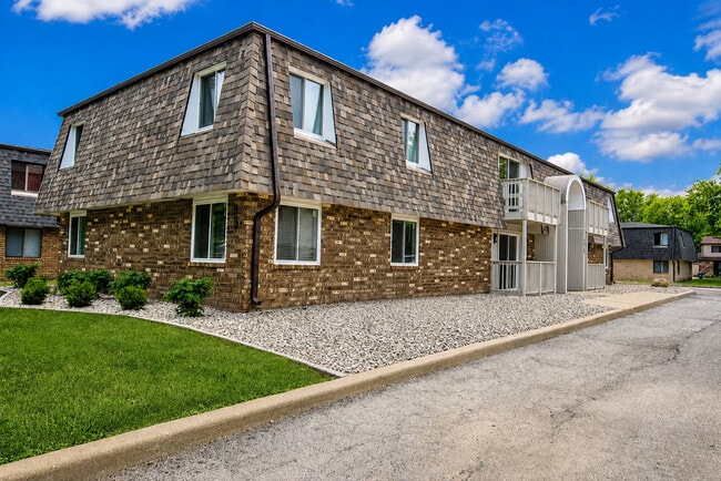 Building Photo - 370 Villabrook Dr Unit 1