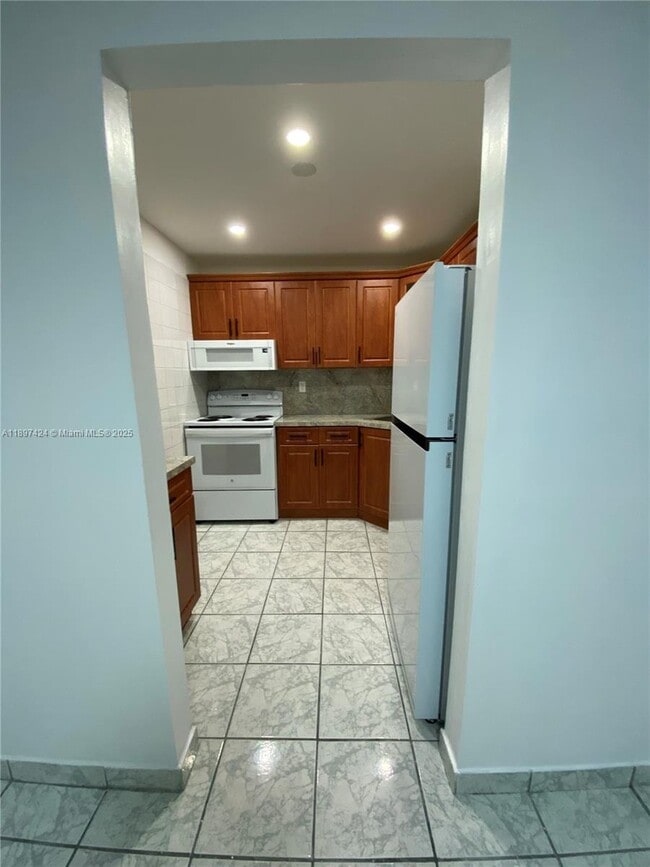 Photo - 9455 W Flagler St Unidad C308
