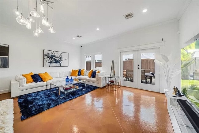 Photo - 5522 Larkin St Unit ID1056420P