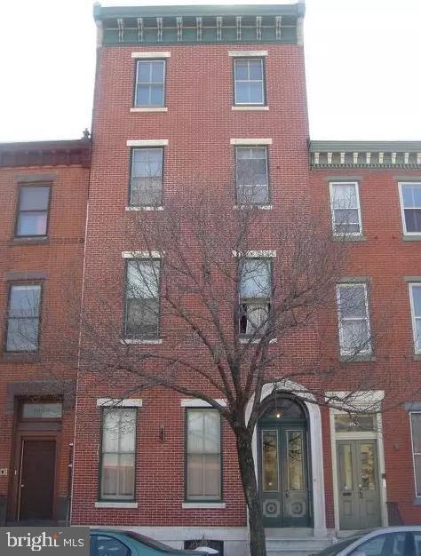 Photo - 1906 Fairmount Ave