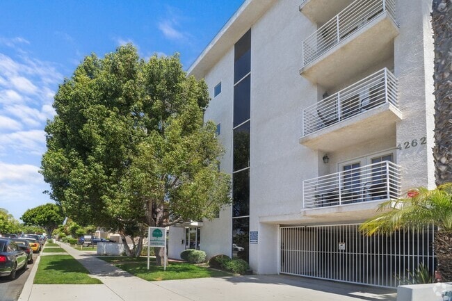 Building Photo - 4262 Lindblade Drive, Rental