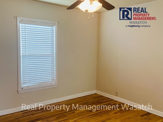 Photo - SUPER CUTE SINGLE FAMILY HOME IN MILLCREEK!!!