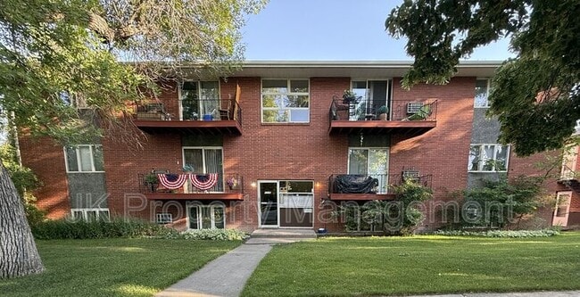 Building Photo - 1110 2nd Ave S Unit #11 Rental
