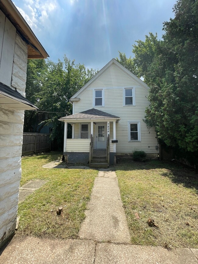7424 Indiana Ave