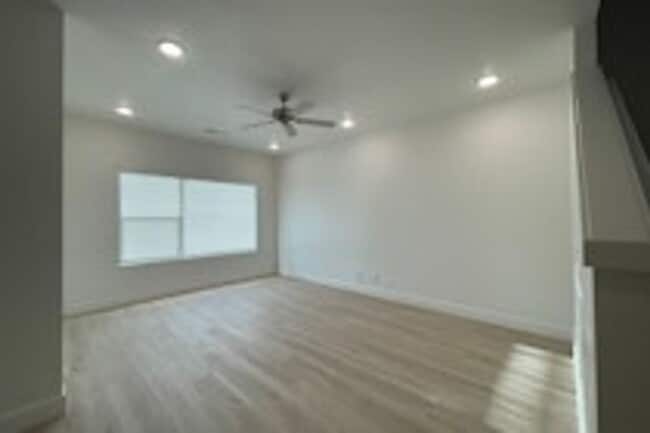 Photo - Stunning 3-Bedroom Home in St. George – $2,650/month (Beautiful Views!)