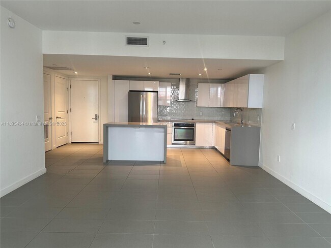 Building Photo - 1600 NE 1st Ave Unit 2017 Rental