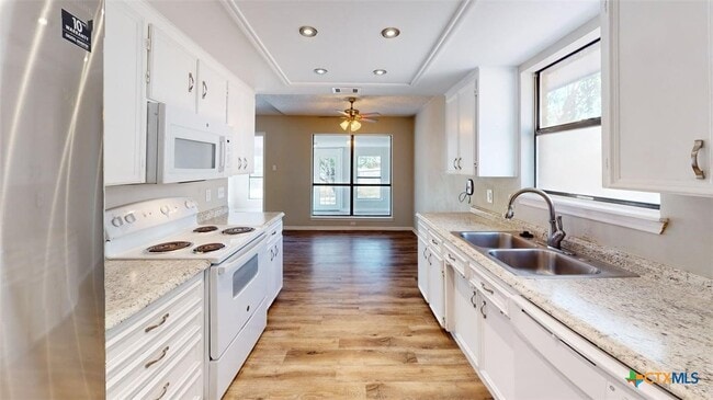 Photo - 1813 Sundown Dr