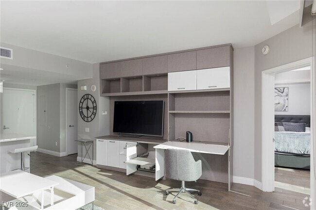 Building Photo - 222 Karen Ave Unit 3104 Rental
