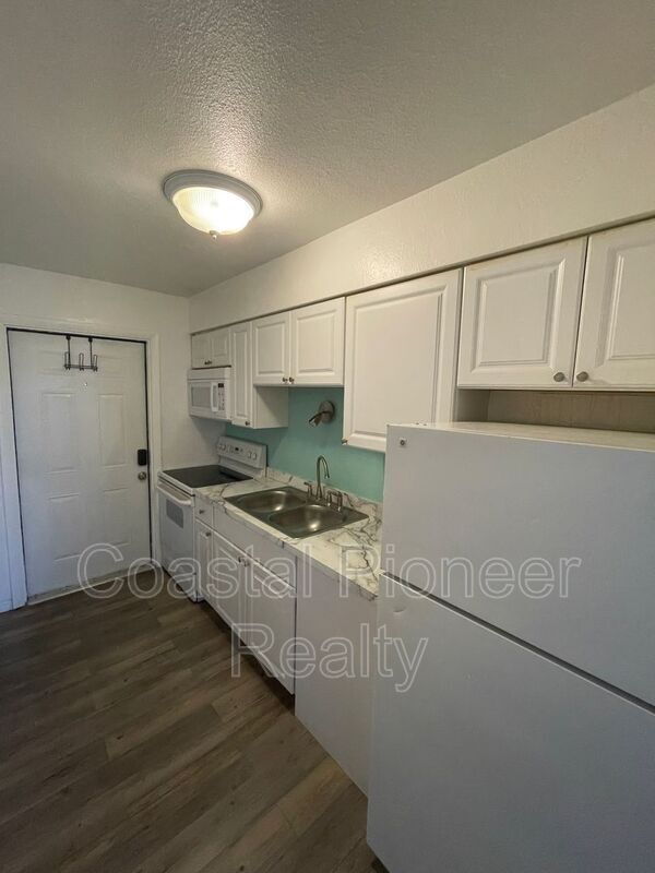 Photo - 4250 37th St S Unit #2