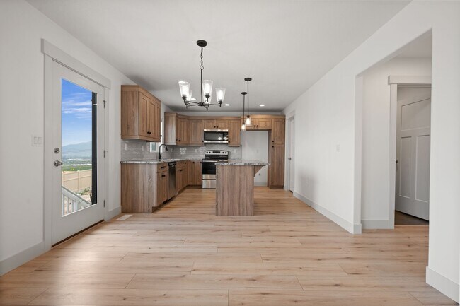 1062 N Highpass Dr Unidad Upper Residence