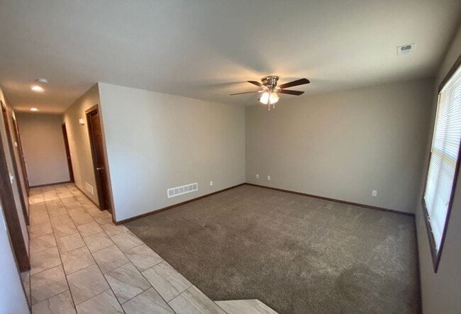 Photo - 209 N Cypress St Unit B