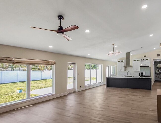 Photo - 2713 Renatta Dr