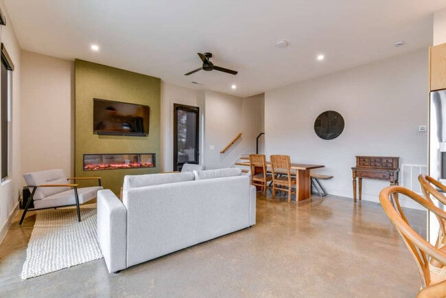 309 Bridgewater Ln Unit SI ID1579121P