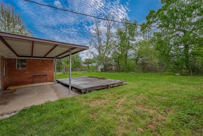 Photo - 626 Shawnee St