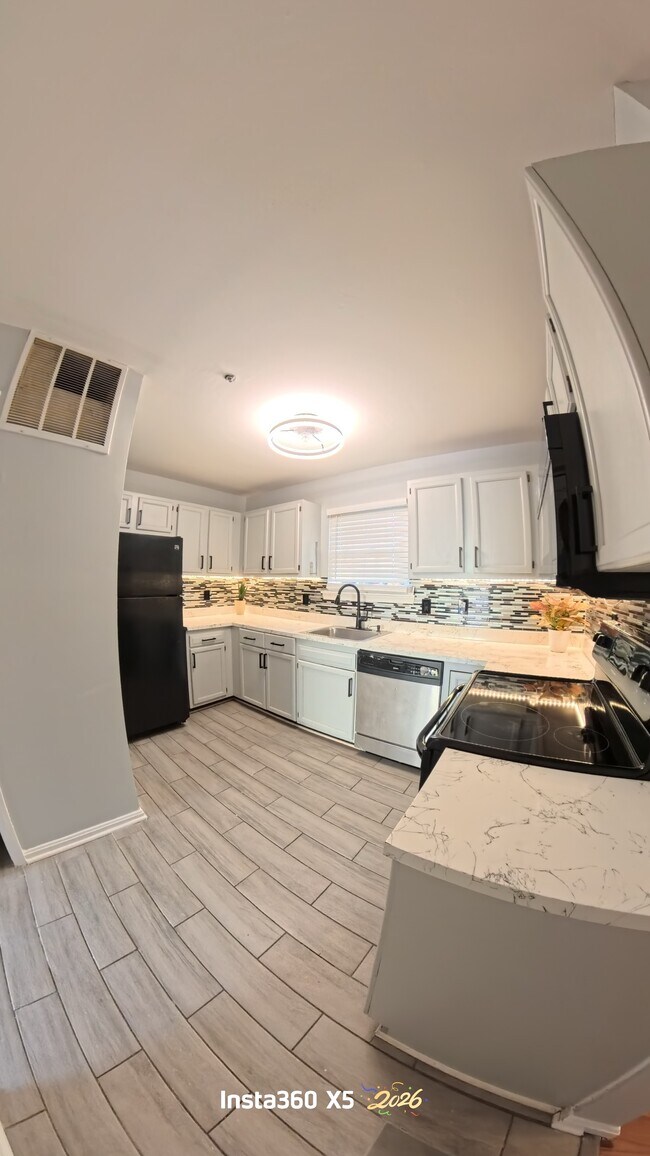 Photo - 818 Rachel Ct