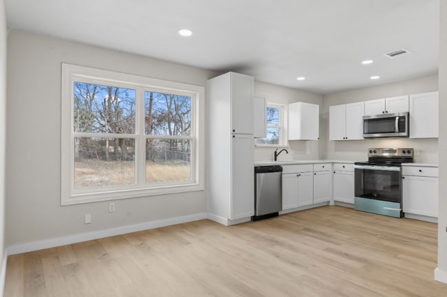 Photo - 1832 Dogwood Trail