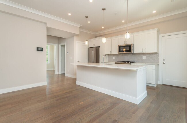 Photo - Check out this Jp Listing