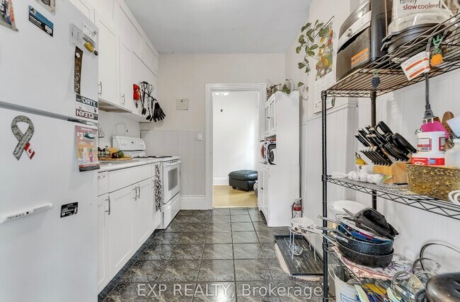 Photo - 44 Catharine St Unit B