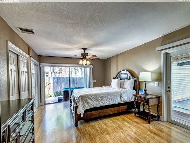 Photo - 141 Rutland Blvd