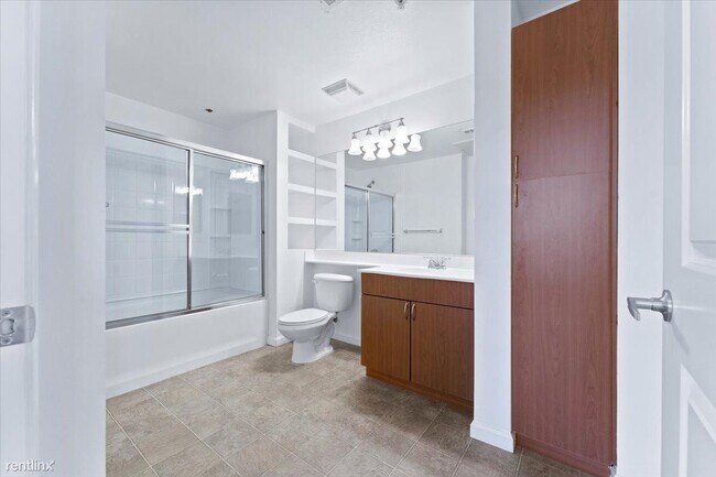 Photo - 2 br, 2 bath Condo - 1801 E Katella Avenue... Unit #3051