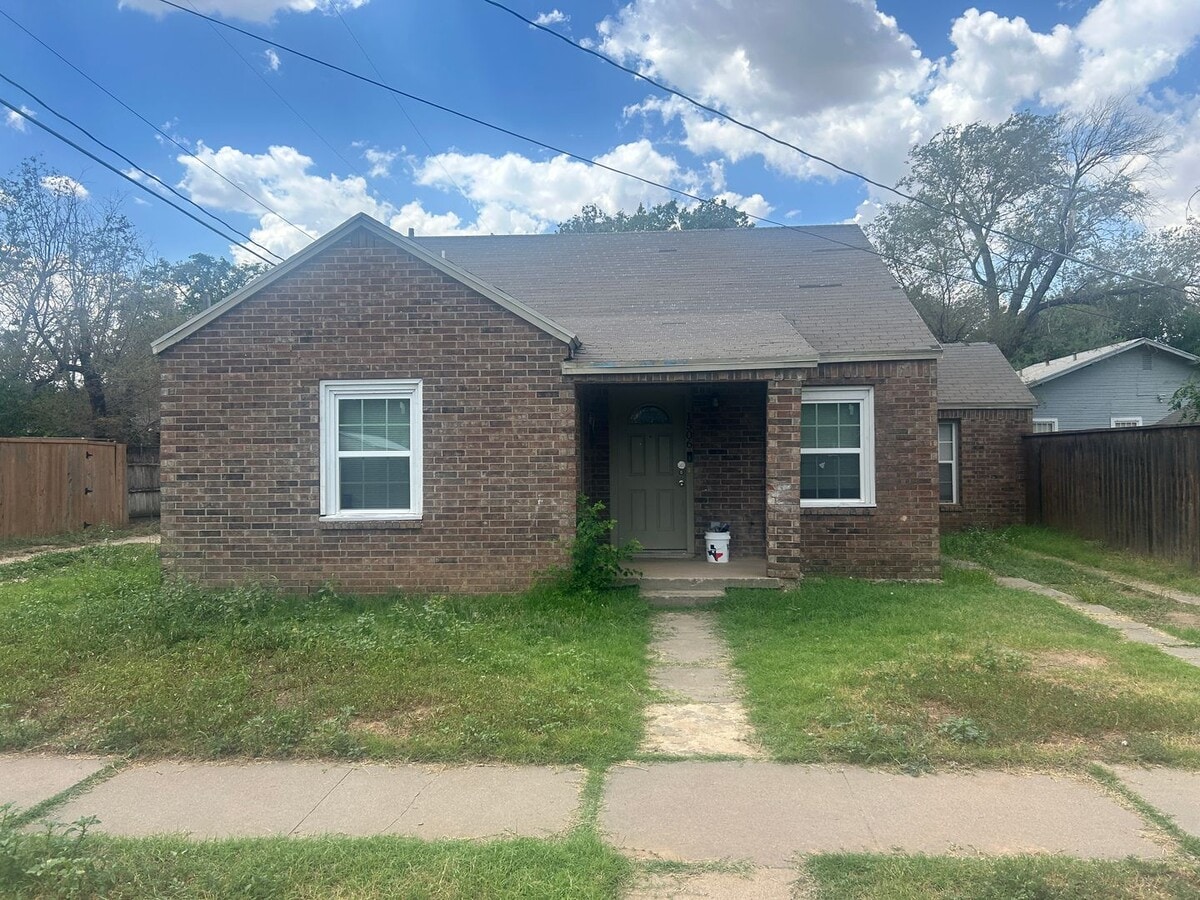 2 Bed 1 Bath Near Texas Tech - 2 Bed 1 Bath Near Texas Tech House