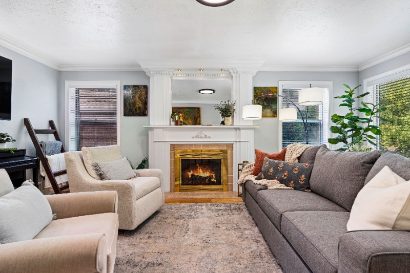 Photo - 444 N Oakley St