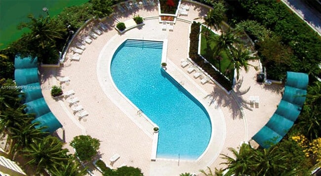 Photo - 888 Brickell Key Dr