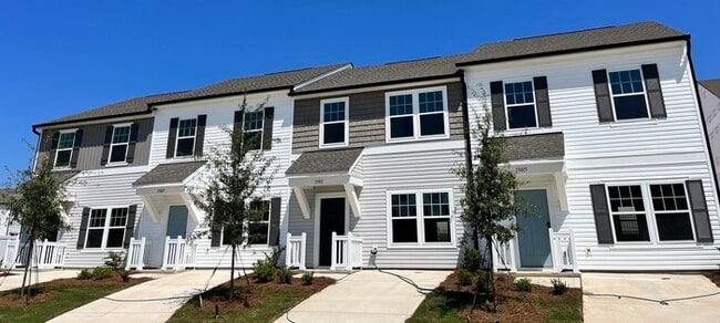 Building Photo - 3BD/2.5BTH Townhome – Villages at Mallard ...